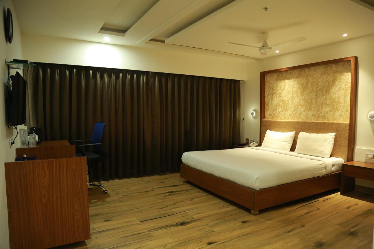 Hotel Shubham Palace ハイデラバード エクステリア 写真